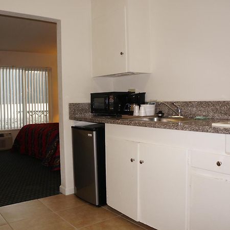 Lake Marina Inn Clearlake Oaks Room photo