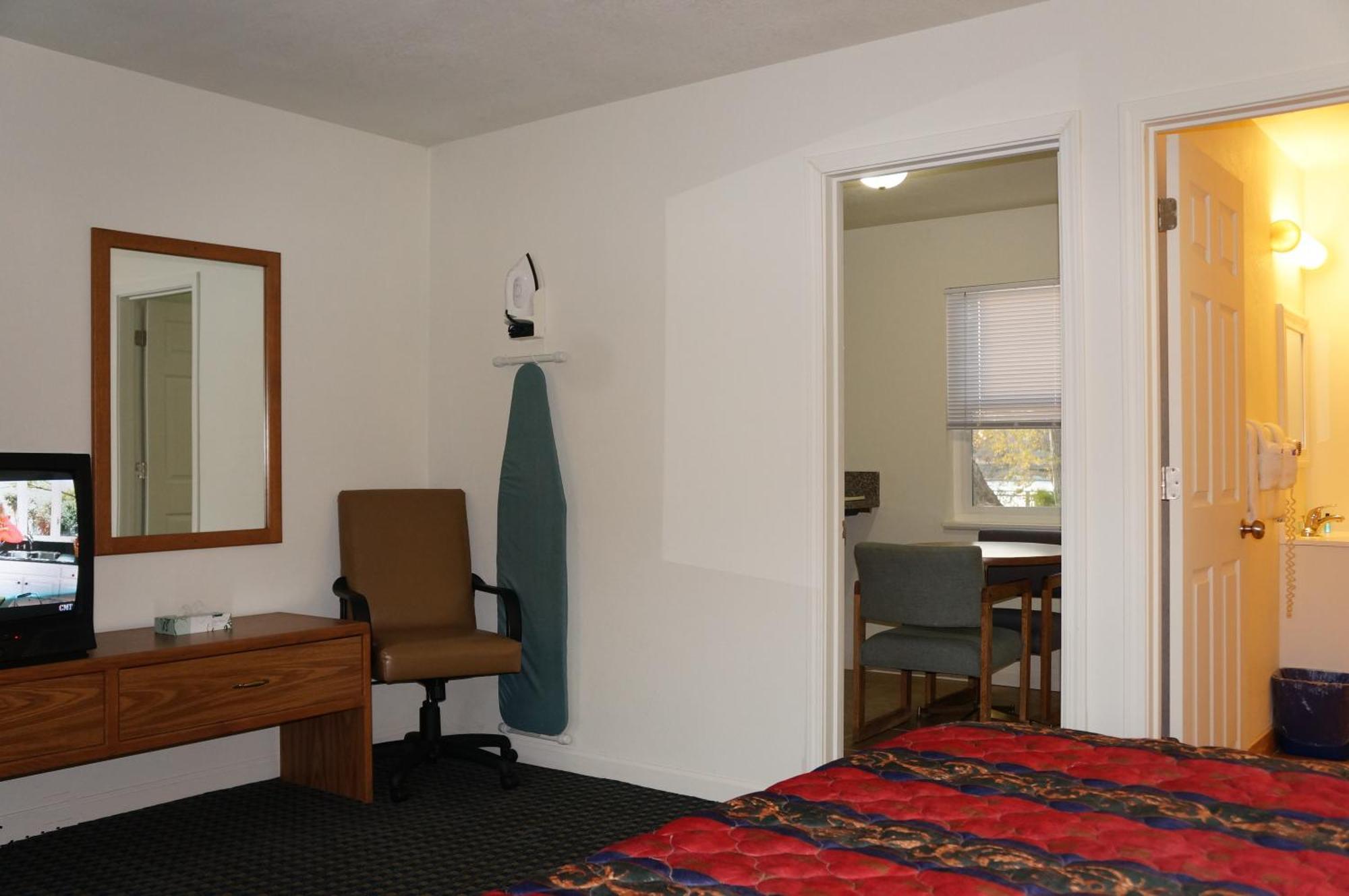 Lake Marina Inn Clearlake Oaks Room photo