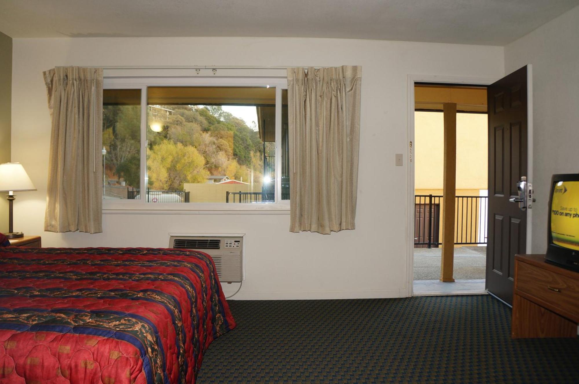 Lake Marina Inn Clearlake Oaks Room photo
