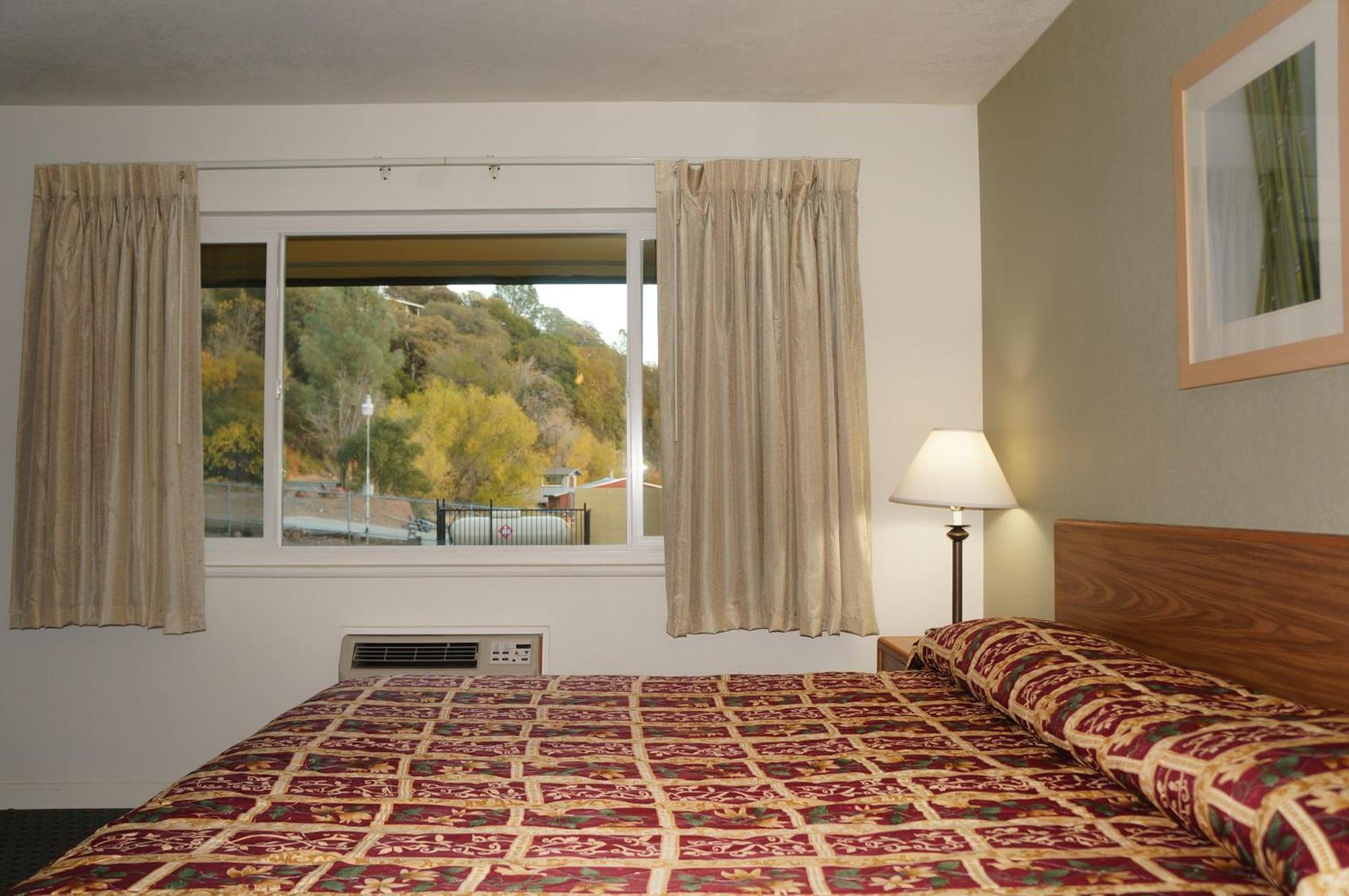 Lake Marina Inn Clearlake Oaks Room photo