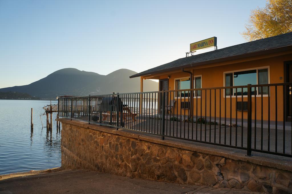 Lake Marina Inn Clearlake Oaks Exterior photo