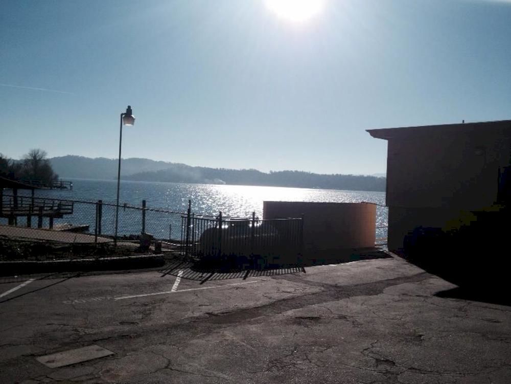 Lake Marina Inn Clearlake Oaks Exterior photo